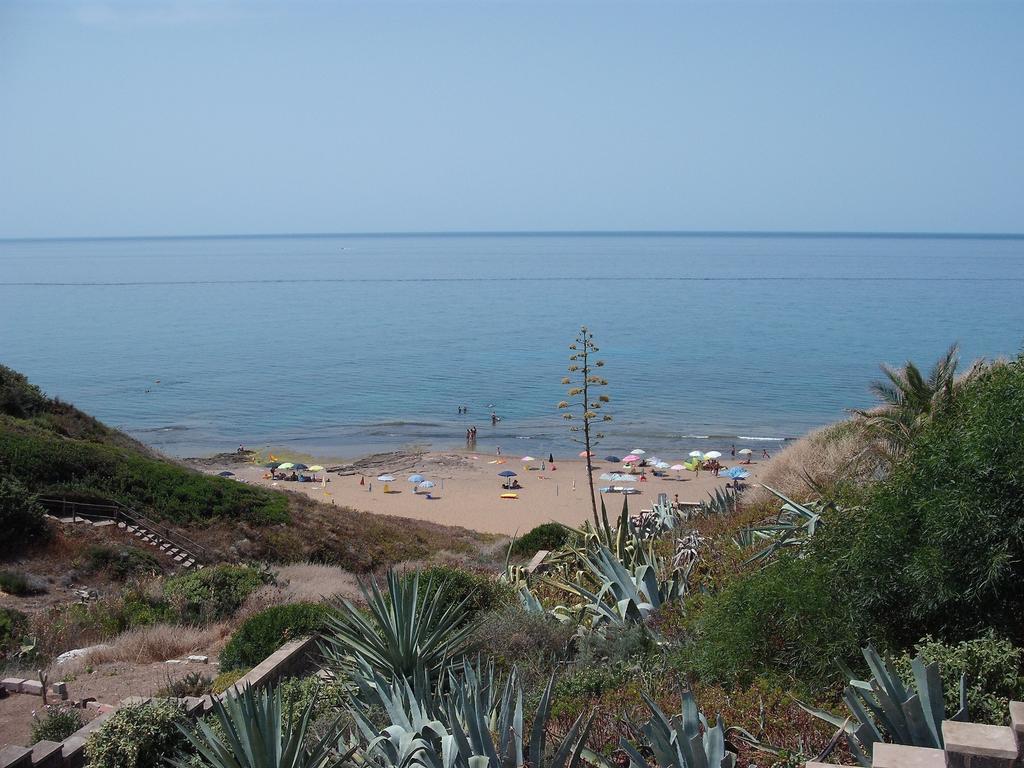 Near The Sea Bosa Marina